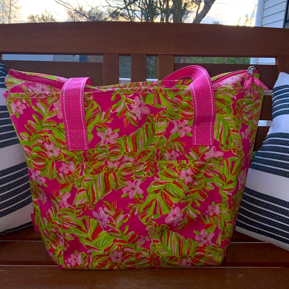Lily Pulitzer insulated tote/beach bag